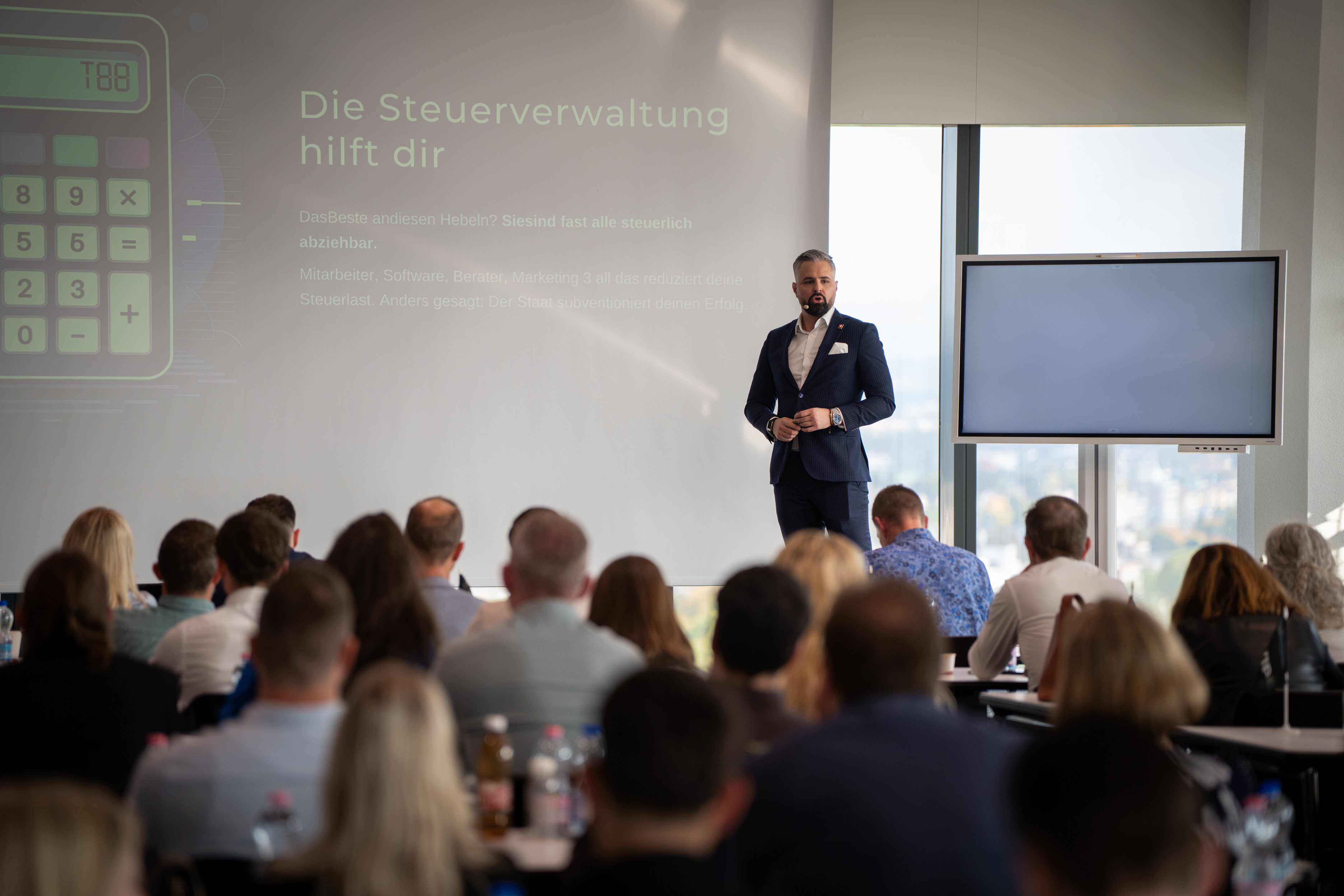 GOAT Day 2026: Patrick Khatrao, Henrik Telepski, Adin Ikanovic, Dominik Maurer, Isabelle Tschumi und Andrej Joller, Alexander Tsasakos, Fabian Helfenstein sprechen am 16. Mai in Zürich